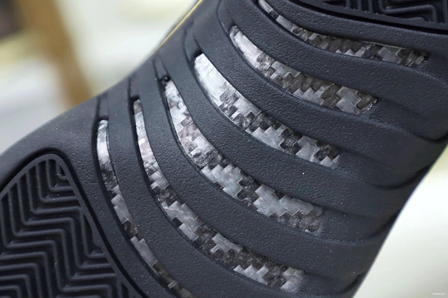 RETRO 12 JORDAN 'ROYALTY' AIR 0929